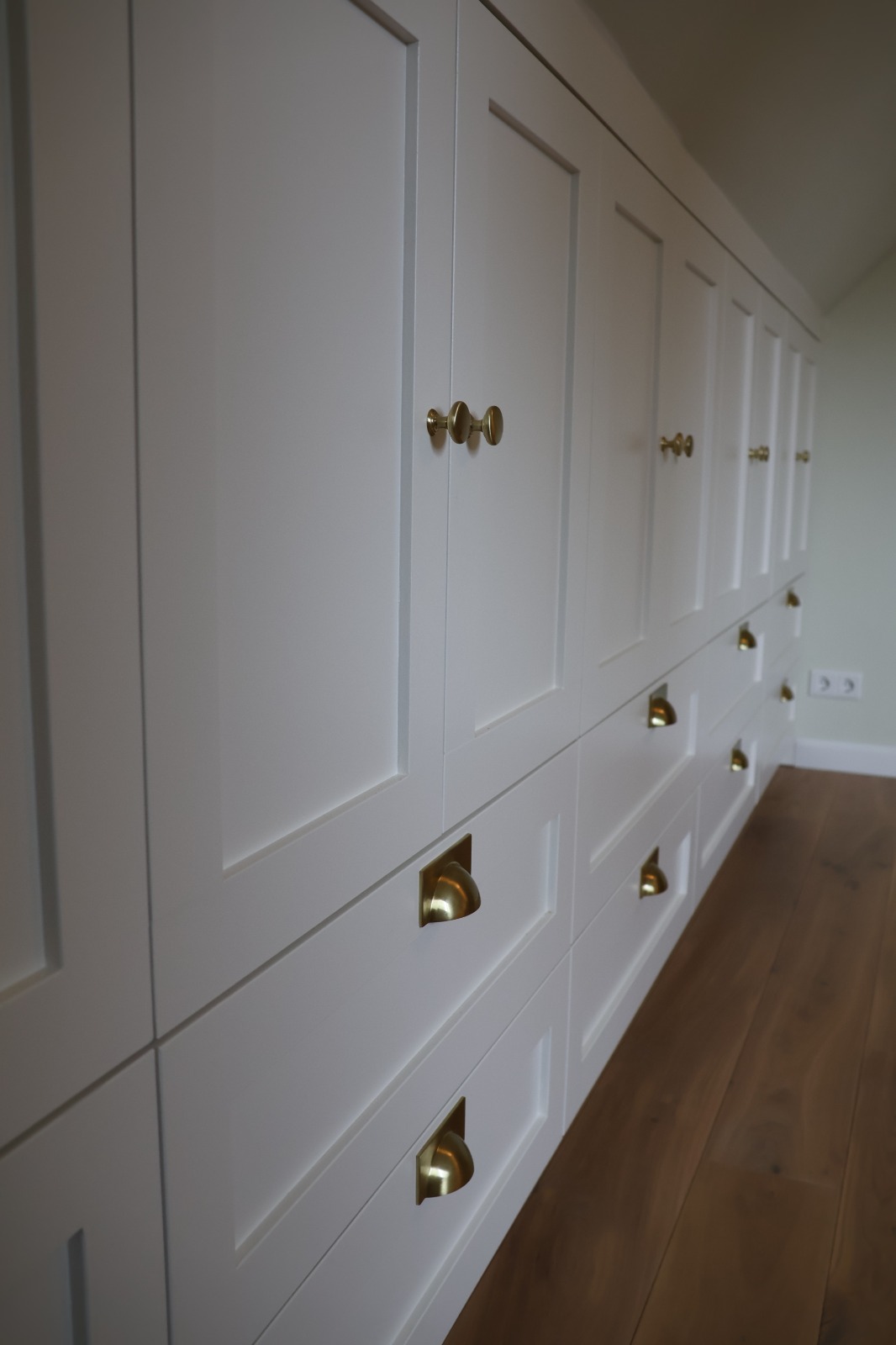 Maatwerkkast Onder Schuin Dak (1)